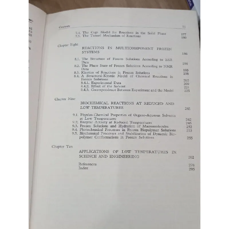 Cryochemistry - G. B. Sergeev, V. A. Batyuk 559825