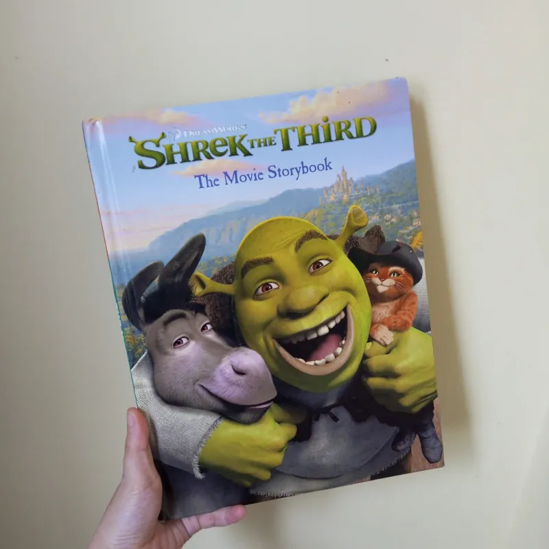 Truyện tranh khổ lớn Tiếng Anh Shrek The Third còn khá mới 960630