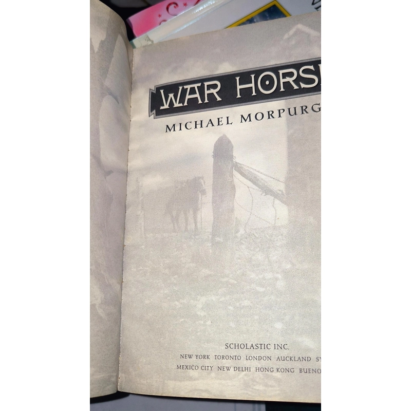 Ngoại văn cũ về động vật - Ngựa Chiến WAR HORSE - Michael Morpurgo (tác giả đạt giải) 496150