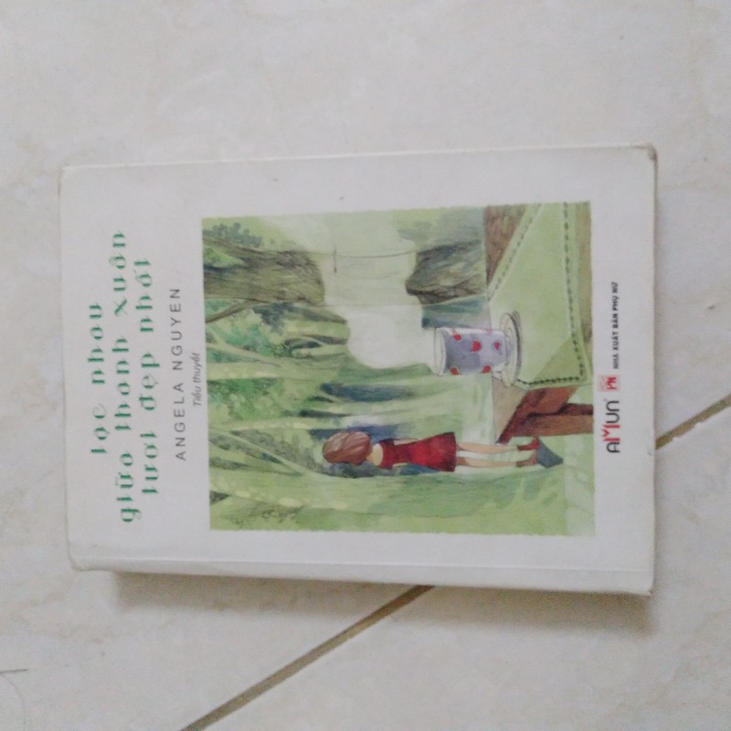 Sách ngôn tình " Lạc nhau có phải muôn đời"  của tác giả Angela Nguyen
 189143