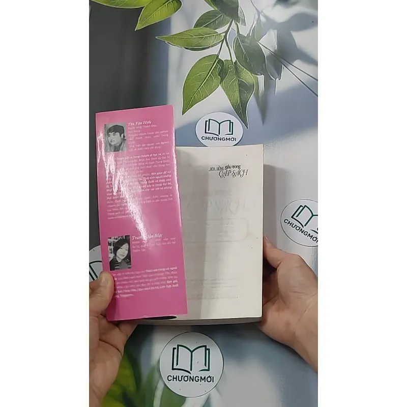 Hoa hồng dấu trong cặp sách - Tôn Văn Hiểu 688652