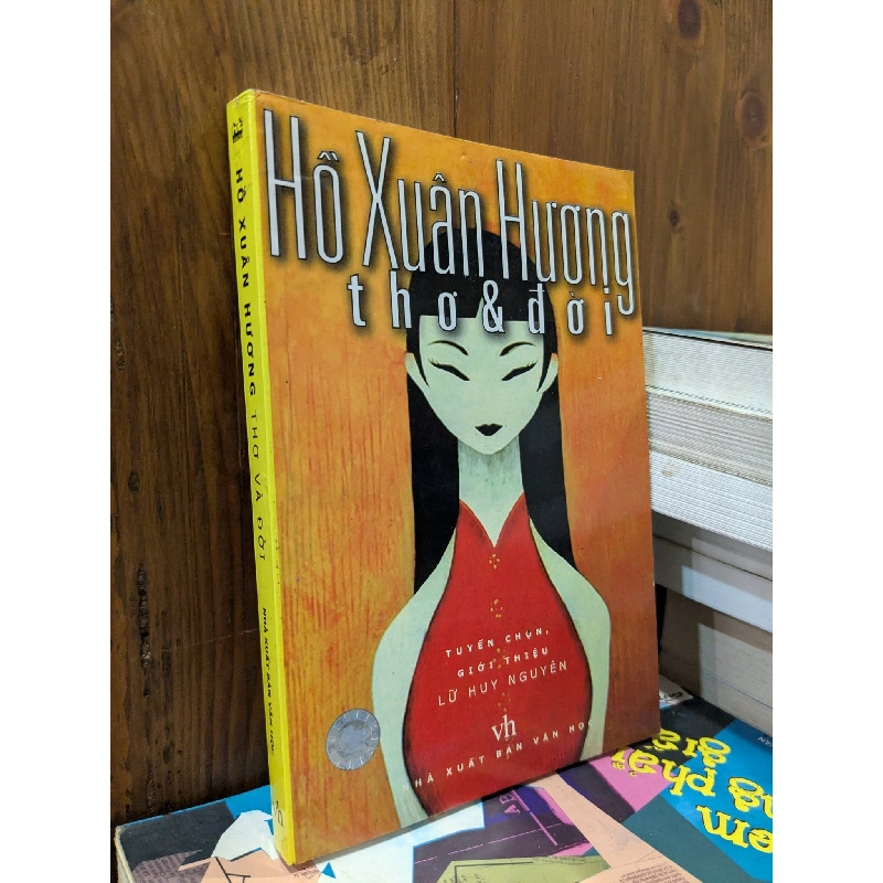 Hồ Xuân Hương: thơ và đời 125416