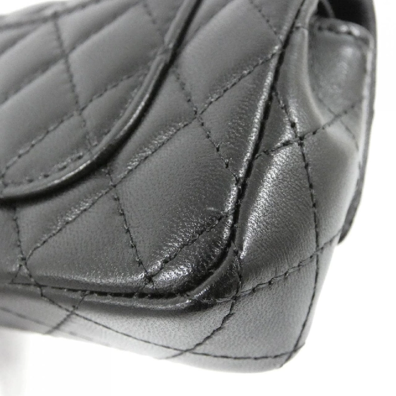 Charm túi AP4760 của Chanel 623514