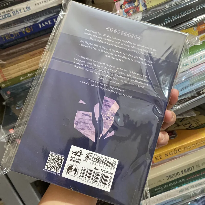 Mọi sự thật và dối lừa về tôi - Emily Barr 969962