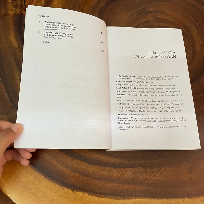 II Tựa sách: Kiến Thức Của Người Nghèo - J. MICHAEL FINGER & PHILIP SCHULER - 2004 452314