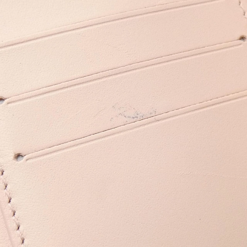 Ví Louis Vuitton Trillon Portefeuille Capucines Compact M82361 622729