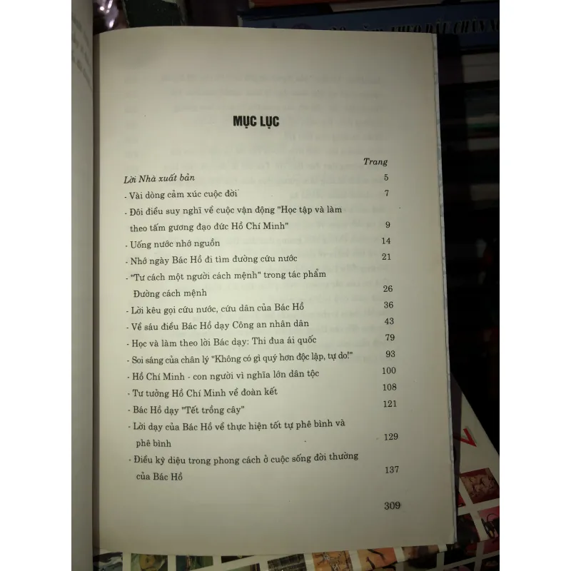 Đạo đức Bác Hồ - Tấm gương soi cho muôn đời - TS. Trần Viết Hoàn 778193