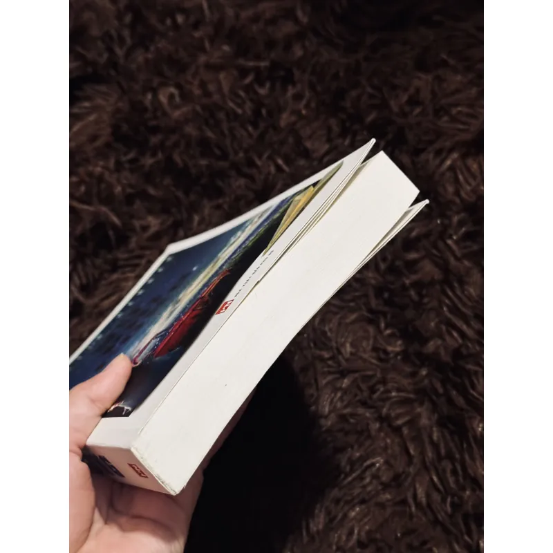 Nữ phi công 995148