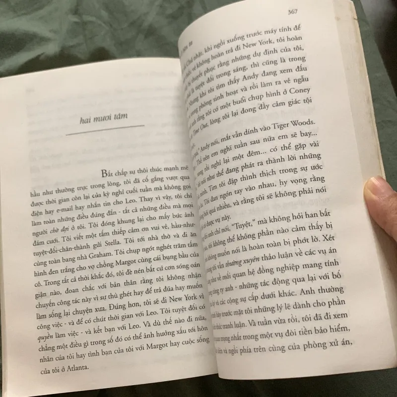 Tiểu thuyết Yêu người ở bên ta - Emily Giffin  757856