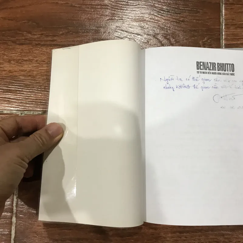 BENAZIR BHUTTO từ tù nhân đến người đứng đầu đất nước (7) 956869