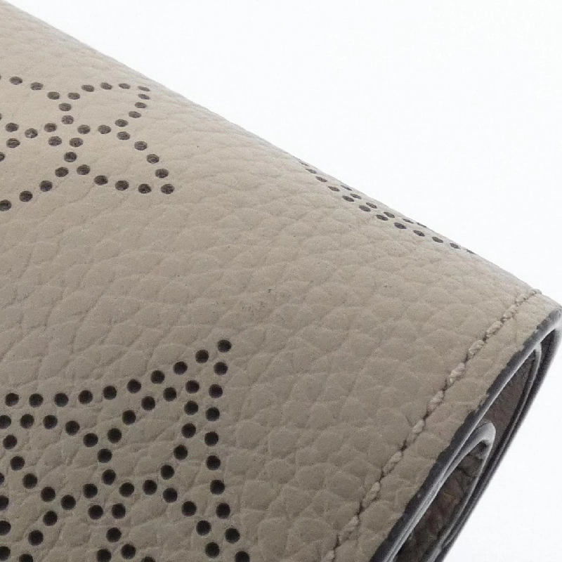 Ví Louis Vuitton Mahina Portefeuille Claire M80817 621367