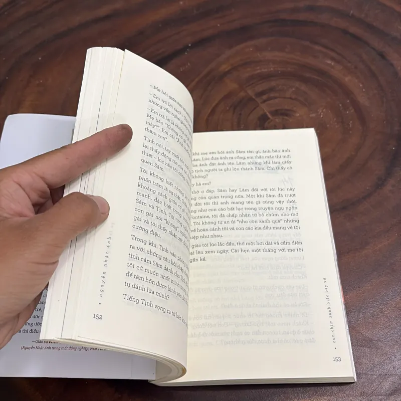 II Văn Học: Con Chim Xanh Biếc Bay Về - Nguyễn Nhật Ánh - 2020 1032315