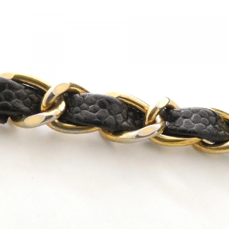 Túi xách chéo Chanel 1112 612415