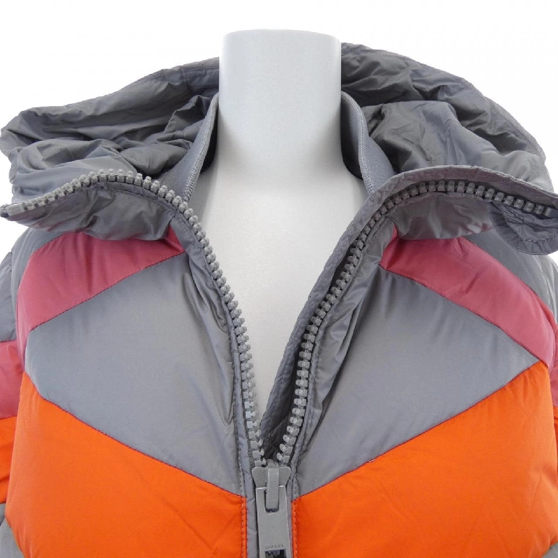 Áo khoác lông vũ DIESEL - Hàng hiệu Chính hãng 821941