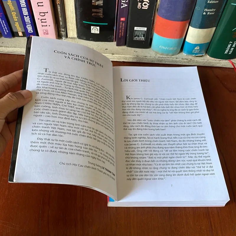 II Sách Lịch Sử: Chân Trần Chí Thép - James G. Zumwalt - 2011 559055