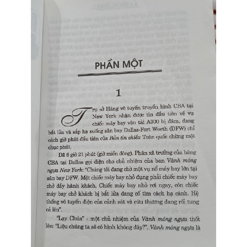 Bản tin chiều - Arthur Hailey (Nguyễn Thành Châu & Phan Thanh Hảo dịch) 465271