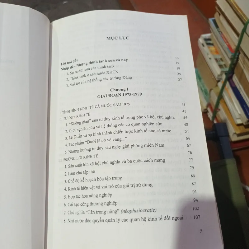Tư Duy Kinh Tế Việt Nam Chặng Đường Gian Nan Và Ngoạn Mục 1975- 1989 1009459