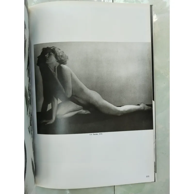 MANRAY PHOTOGRAPHS 996252