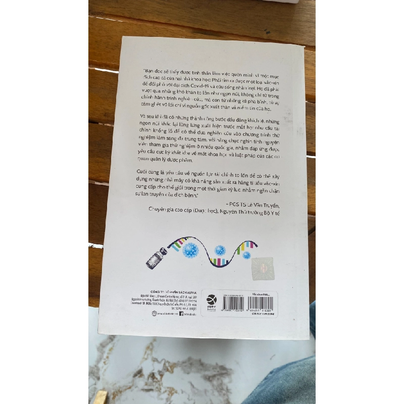 Vắc-xin mRNA - Joe Miller, TS Özlem Türeci, TS Uğur Şahin 539185