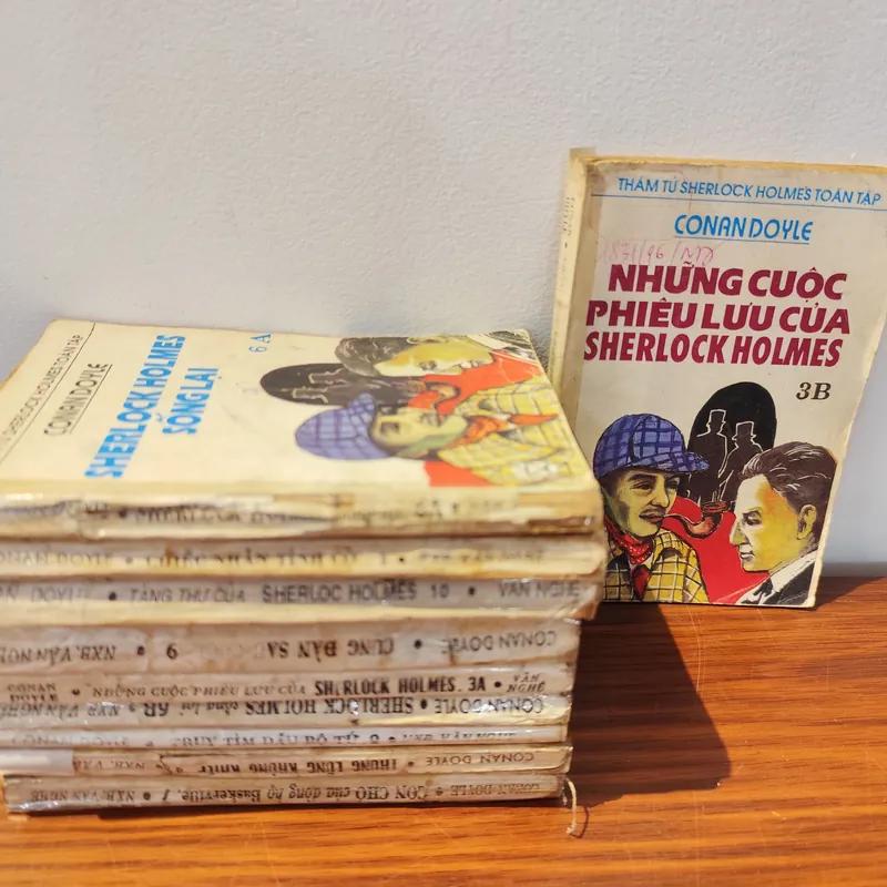 Những cuộc phiêu lưu của Sherlock Holmes" nằm trong bộ "Thám tử Sherlock Holmes 570711