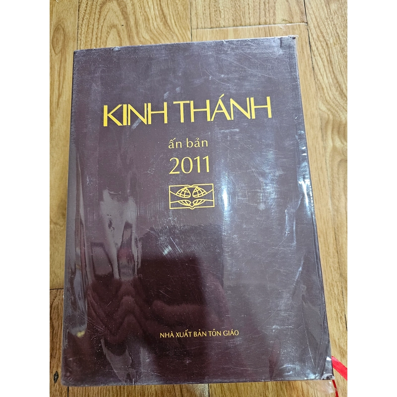 Kinh Thánh Ấn Bản 2011 Cựu Ước&Tân Ước –Các Giờ Kinh Phụng Vụ (1971-2011) kèm hộp, bìa da. 380419