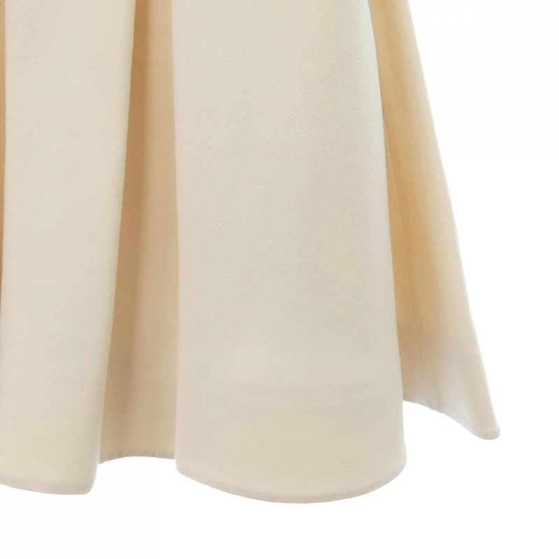 【Khuyến mãi】Váy VALENTINO 653400