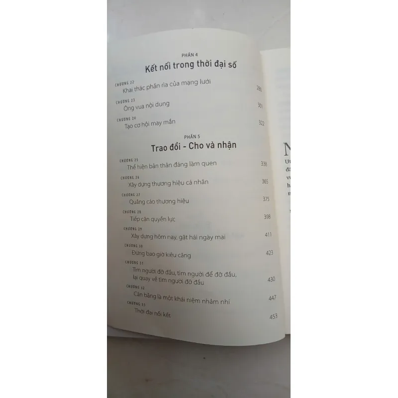 Đừng Bao Giờ Đi Ăn Một Mình 698121