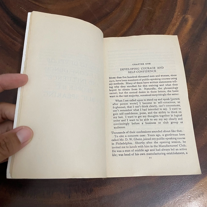 II How to Develop Self-Confidence and Influence People by Public Speaking - Dale Carnegie 456231