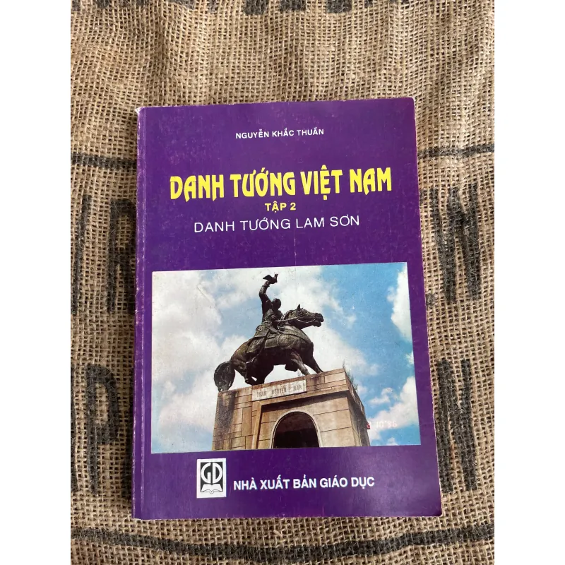 Danh tiếng Việt Nam thời Lam Sơn 1013403