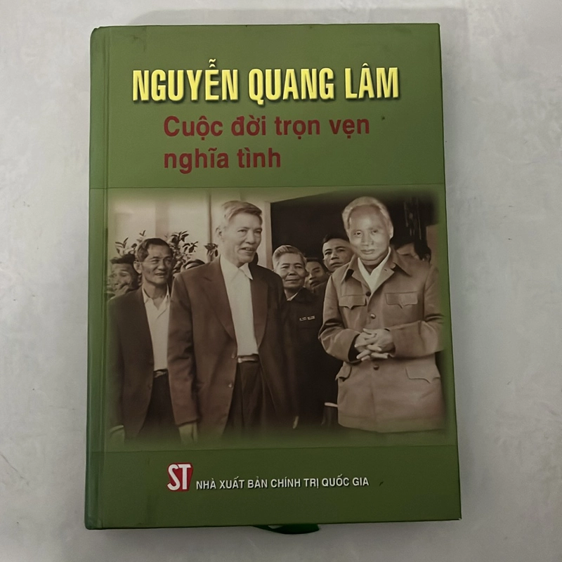 Cuộc đời trọn vẹn nghĩa tình - Nguyễn Quang Lâm 506231