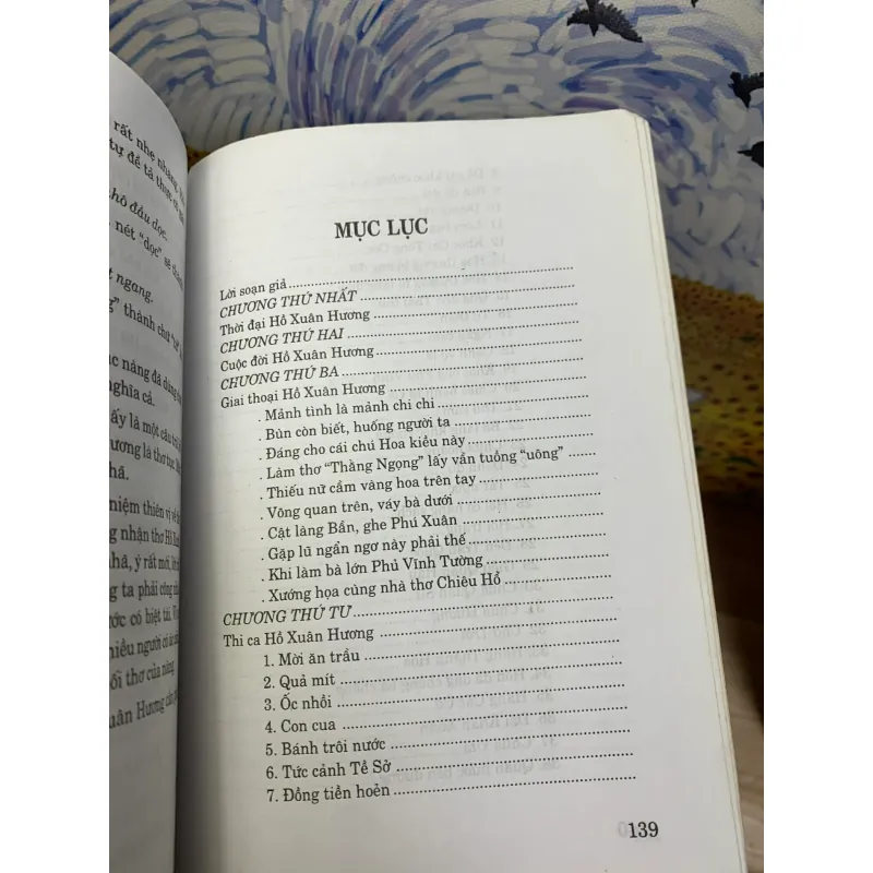 Hồ Xuân Hương - Ngô Lăng Vân 735387