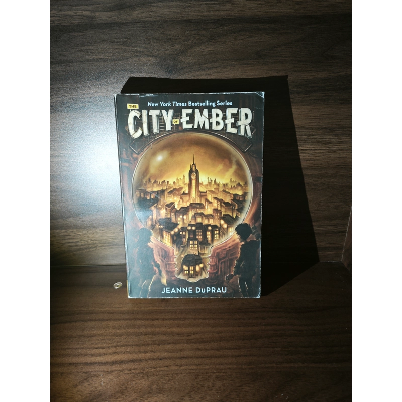 Ngoại văn The City of Ember (The City of Ember, #1) - Jeanne DuPrau 548289