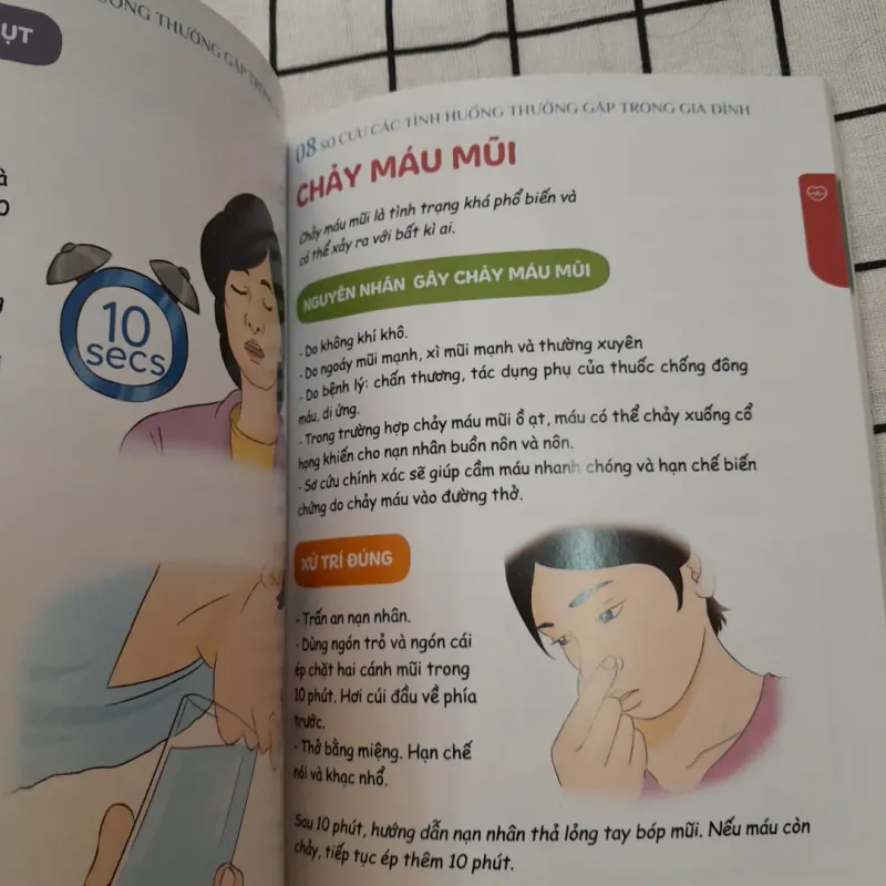 CẨM NANG SƠ CỨU 360. Sách thiết yếu Gia đình. Bác sỹ Đinh Công Pho 707569