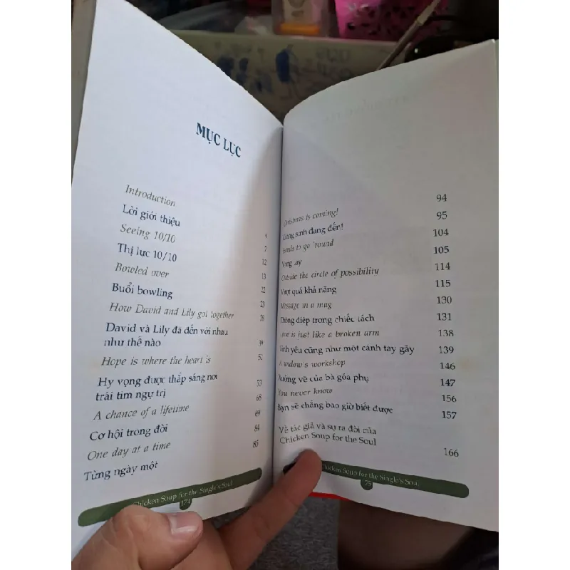 Chiken Soup for the single's soul khi bạn chỉ có một mình - Jack Canfield - 2008 mới 80% ố - KỸ NĂNG - HCM0111 629187