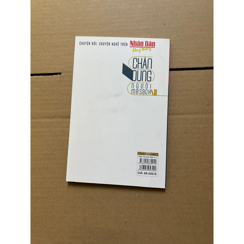 Chân dung người mê sách - Phạm Ngọc Tiến 795737