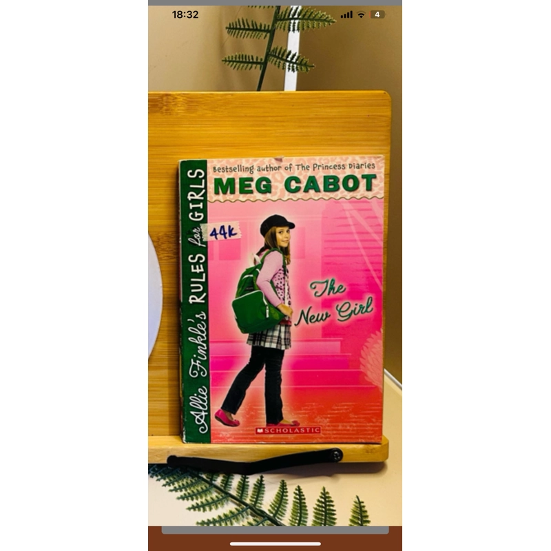 [Sách tiếng Anh 2hand] Like new 90% - Allie Finkle's Rules for Girls - Meg Cabot 495337