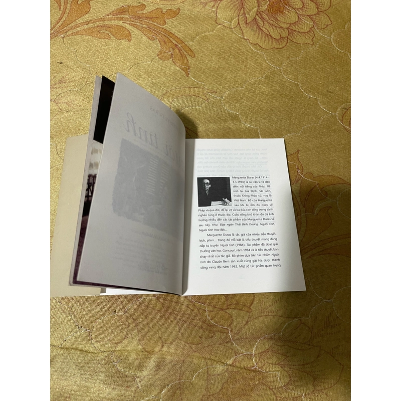 NGƯỜI TÌNH - Marguerite Duras 474038