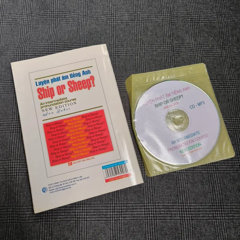 (Luyện phát âm tiếng Anh) Ship or Sheep? - Kèm đĩa CD 701072