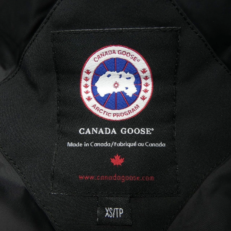 Áo khoác lông Canada Goose - Hàng hiệu Authentic 896975