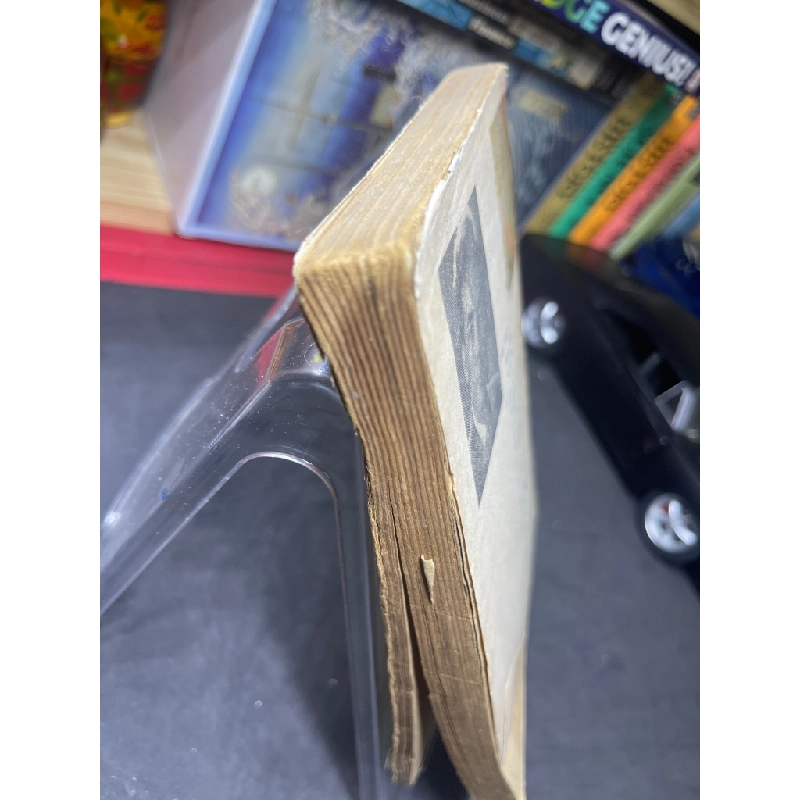 Cô hàng rau 1984 mới 60% ố vàng Học Phi HPB0906 SÁCH VĂN HỌC 500353
