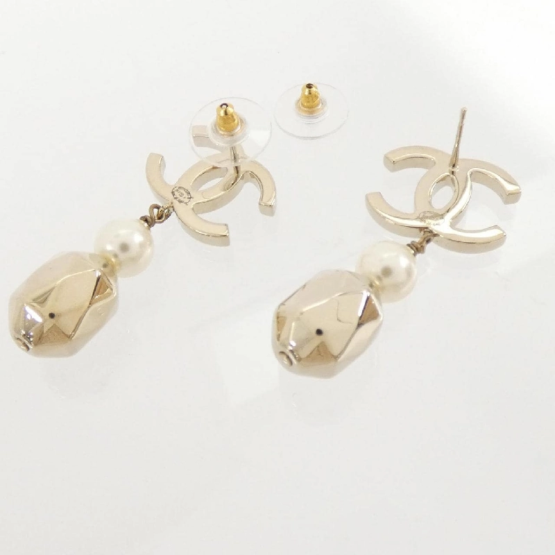 Bông tai Chanel 626324