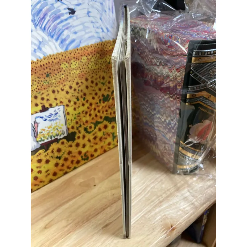 Nợ Như Chúa Chổm - Bìa Cứng Khổ To 928080