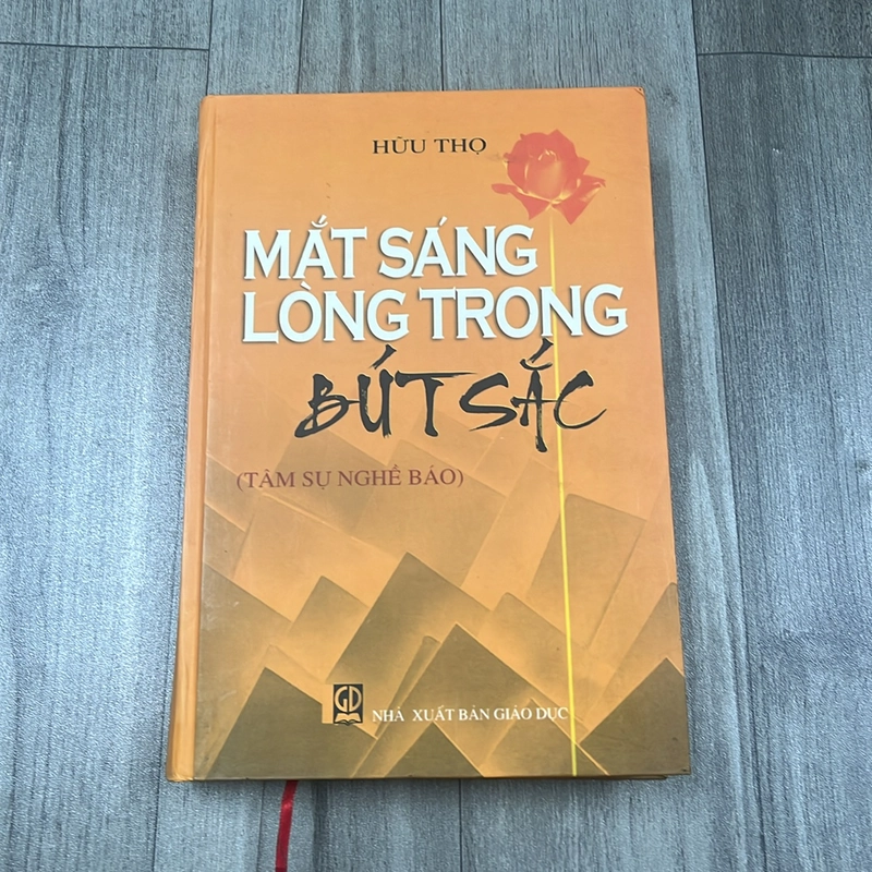 Mắt sáng lòng trong bút sắc. 2a5 527884