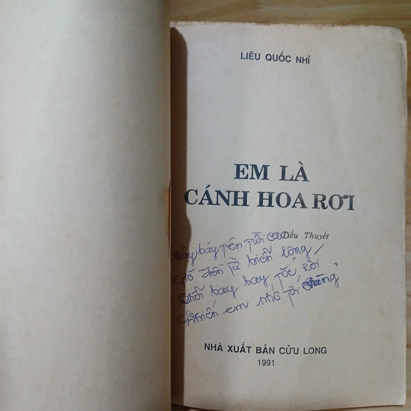 Em Là Cánh Hoa Rơi (Xb 1991) - Liêu Quốc Nhĩ 507670