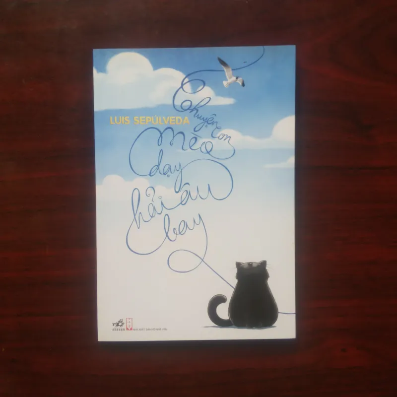 [Sách Văn Học] Chuyện Con Mèo Dạy Hải Âu Bay (Luis Sepulveda) 934573