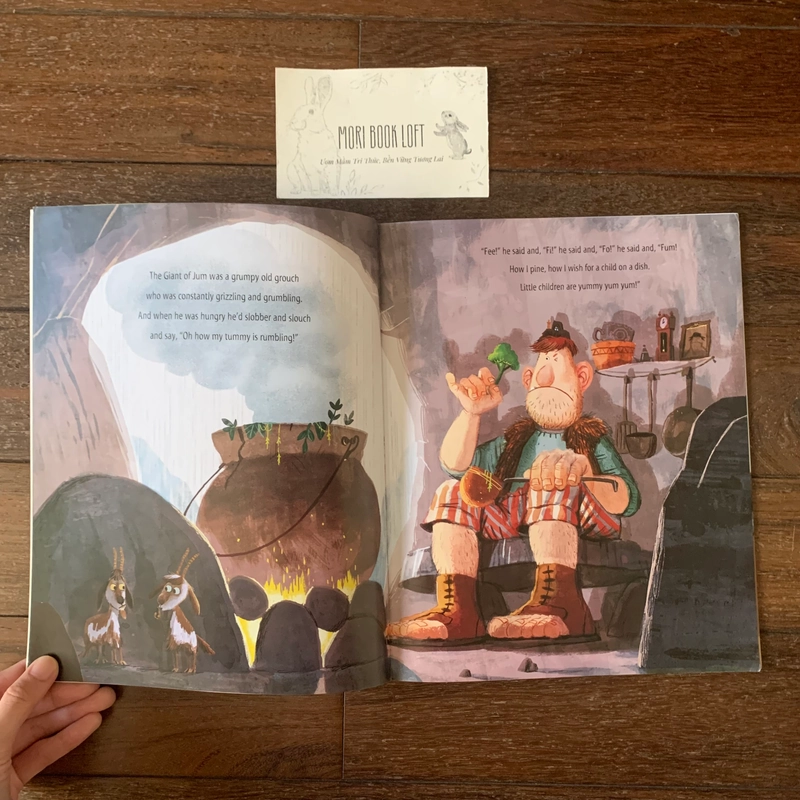 Sách ngoại văn The Giant of Jum, Used 385436