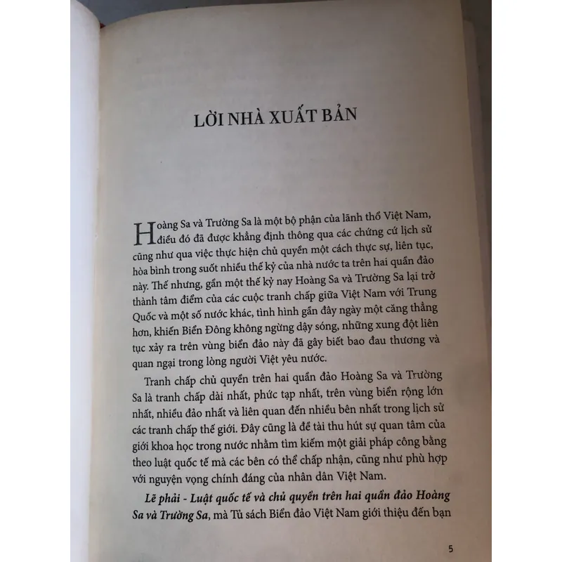 Lẽ phải - Luật quốc tế và chủ quyền trên hai quần đảo Hoàng Sa - Trường Sa 714017
