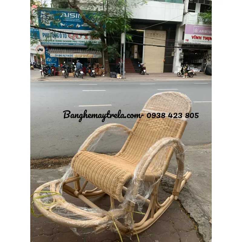 Ghế thư giãn bập bênh mây tre đan kín 999719