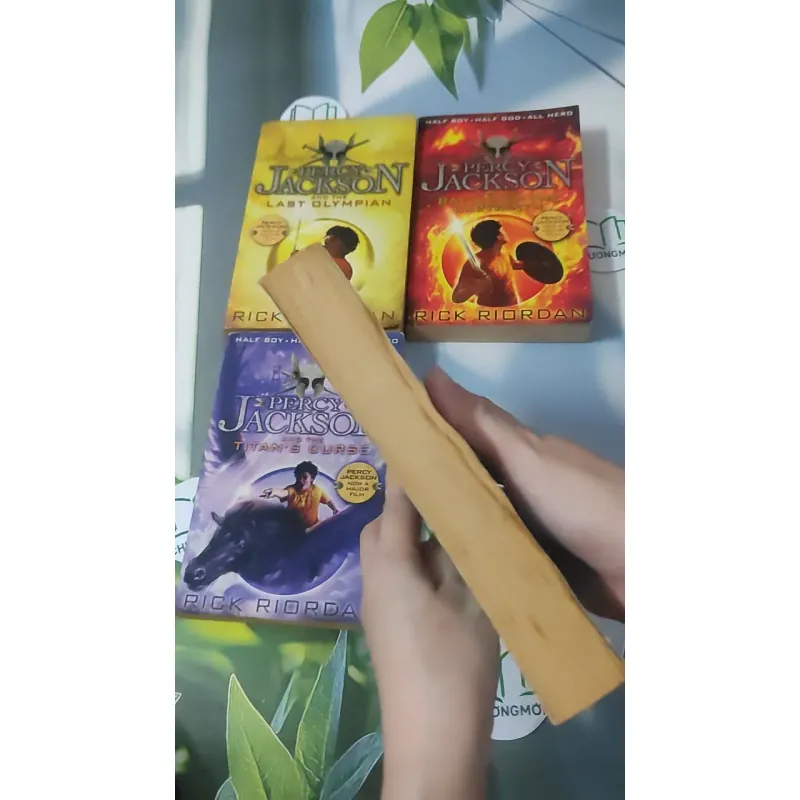 [MIỄN PHÍ BỌC SÁCH] Percy Jackson & The Olympians 1+3+4+5 - Rick Riordan 1033653