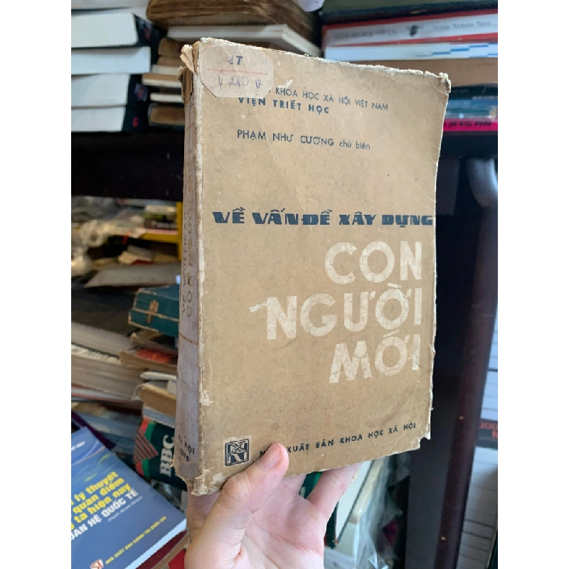 VỀ VẤN ĐỀ XÂY DỰNG CON NGƯỜI MỚI - PHẠM NHƯ CƯƠNG 175717